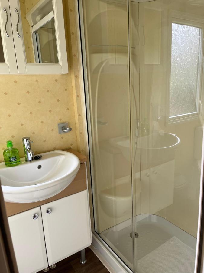 Garej Mynytho Caravan Pwllheli Buitenkant foto